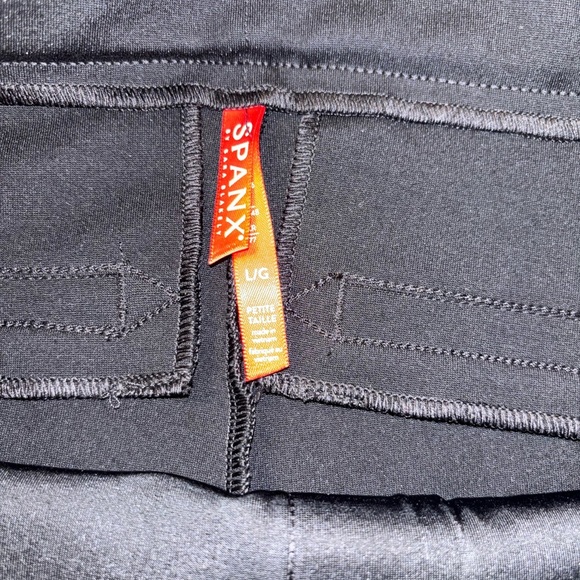 SPANX The Perfect Black Pant Backseam Skinny Petite - Picture 6 of 8
